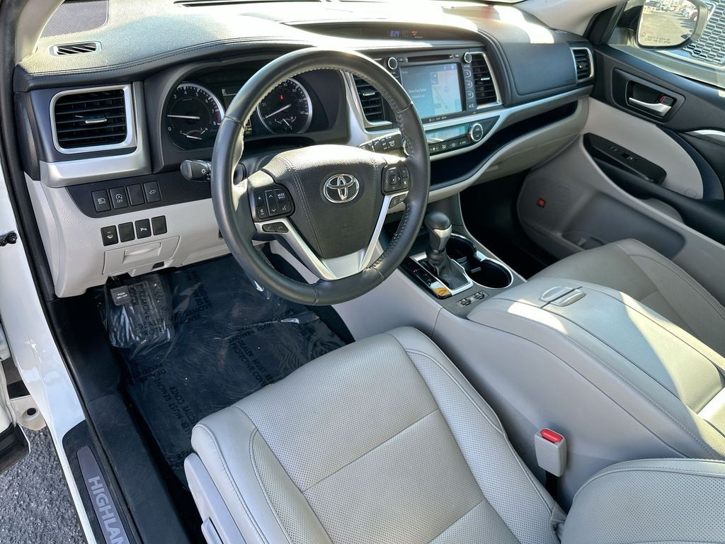 2019 Toyota Highlander Limited Tucson AZ