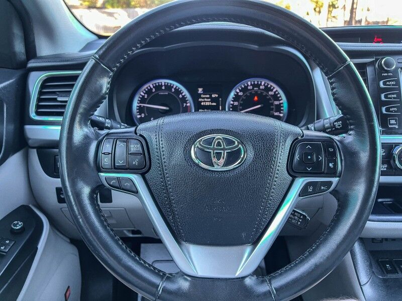 2019 Toyota Highlander Limited Wilmington NC
