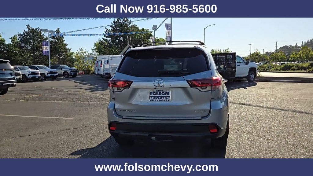 2019 Toyota Highlander SE Folsom CA