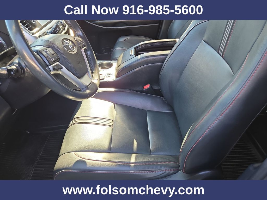 2019 Toyota Highlander SE Folsom CA