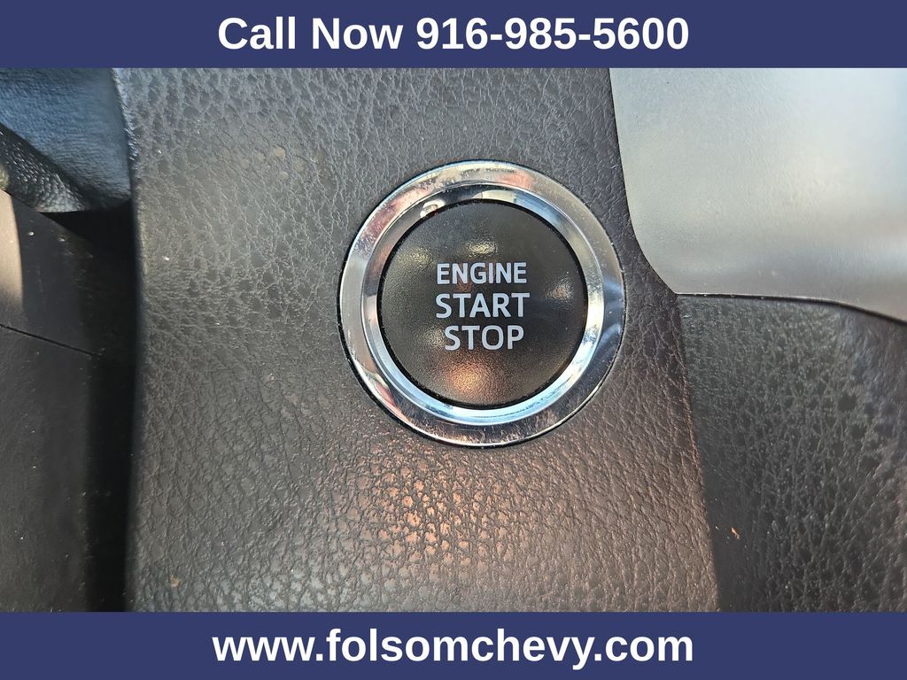 2019 Toyota Highlander SE Folsom CA