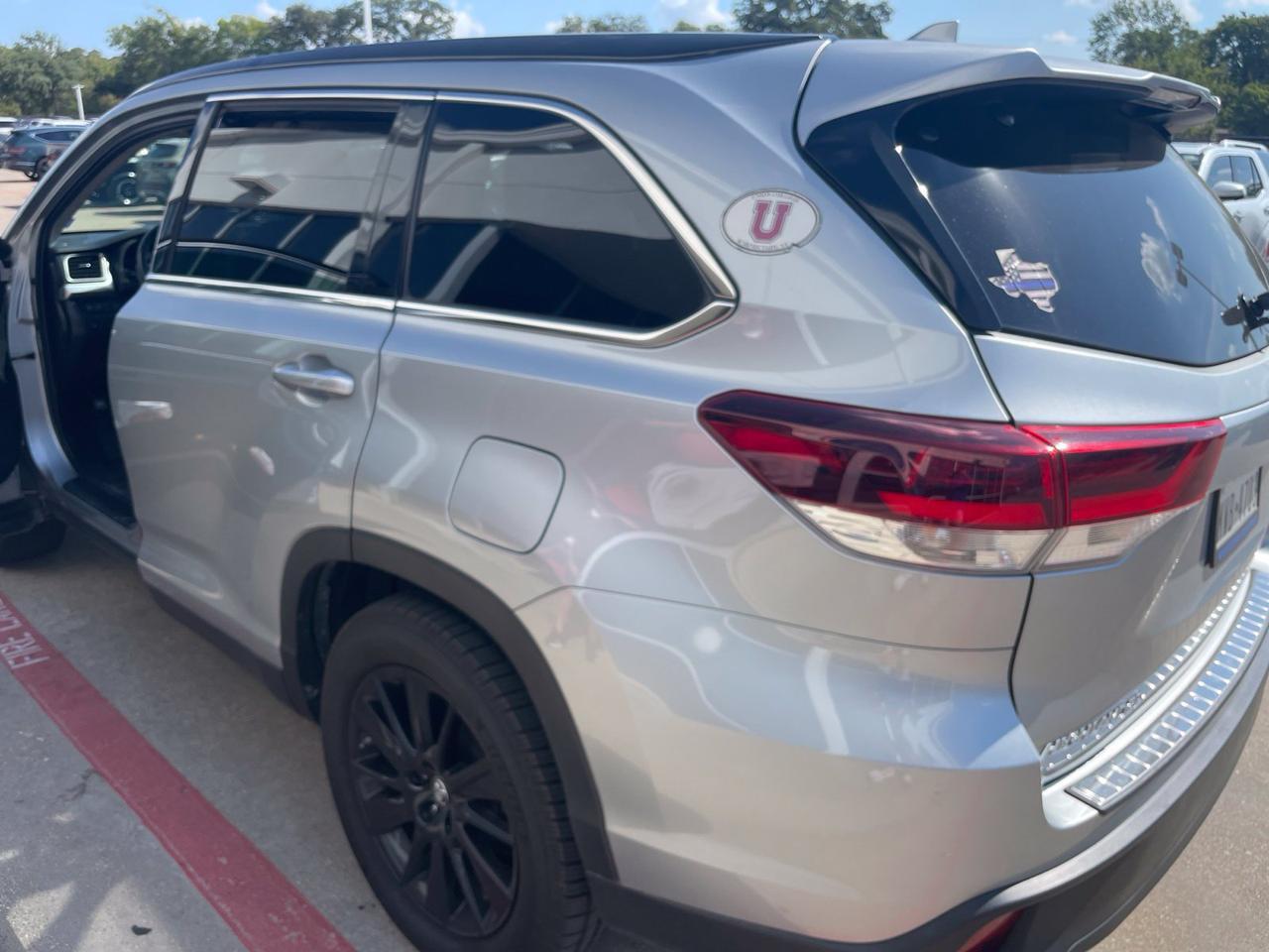 2019 Toyota Highlander SE Hurst TX