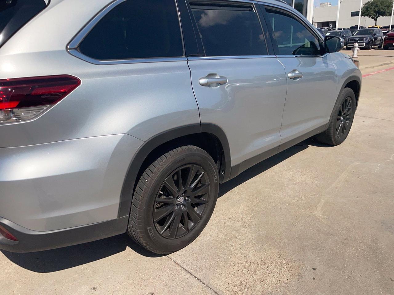 2019 Toyota Highlander SE Hurst TX