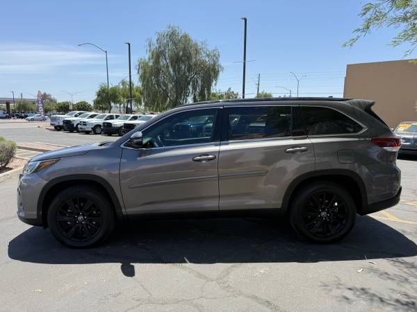 2019 Toyota Highlander SE Mesa AZ
