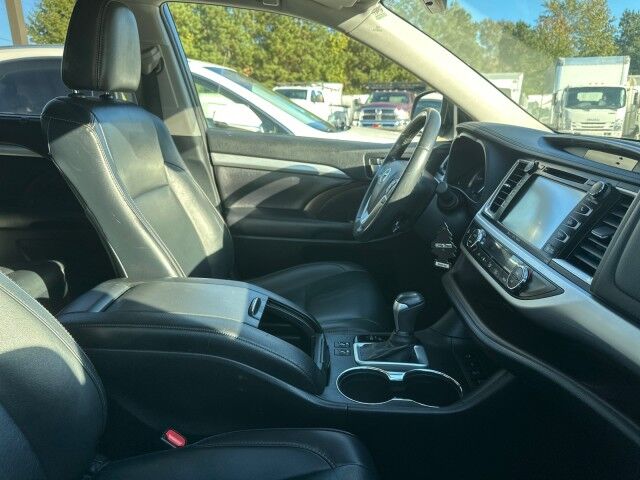 2019 Toyota Highlander SE Monroe GA