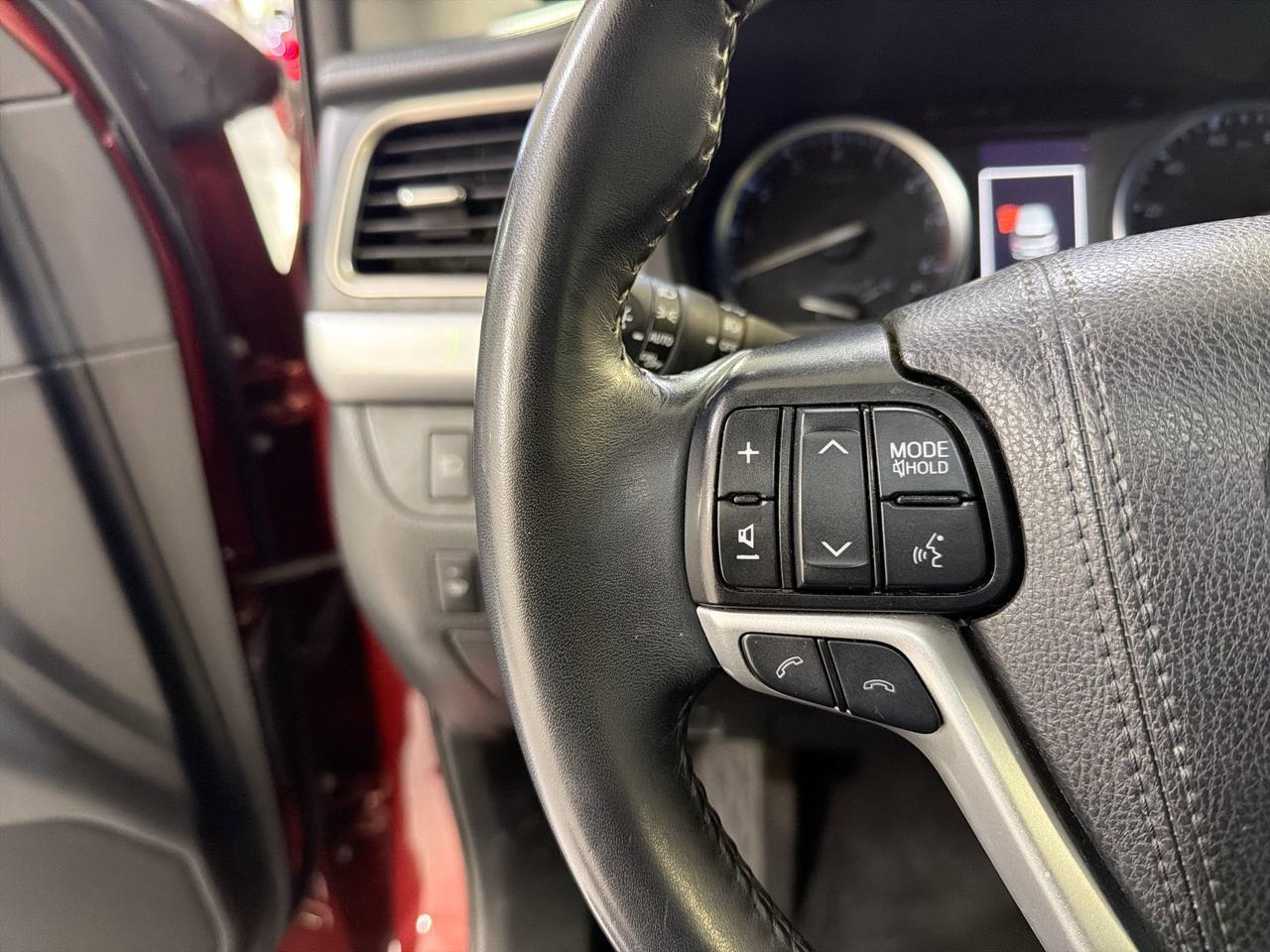 2019 Toyota Highlander SE San Antonio TX