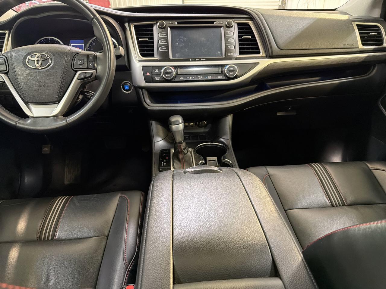 2019 Toyota Highlander SE San Antonio TX