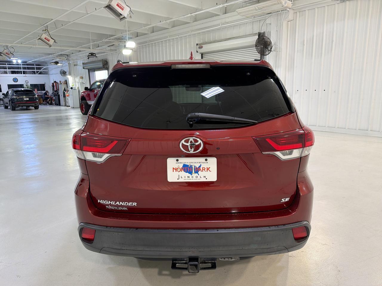 2019 Toyota Highlander SE San Antonio TX