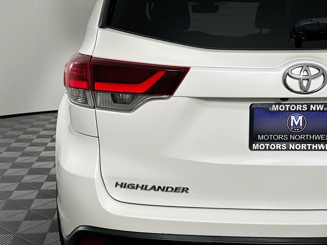 2019 Toyota Highlander SE Tacoma WA