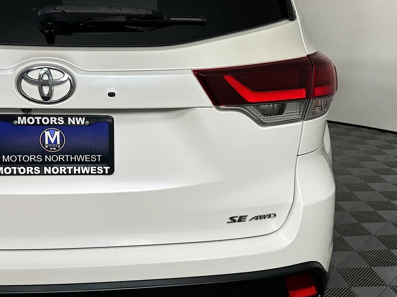 2019 Toyota Highlander SE Tacoma WA