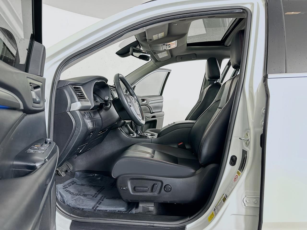 2019 Toyota Highlander SE Tacoma WA