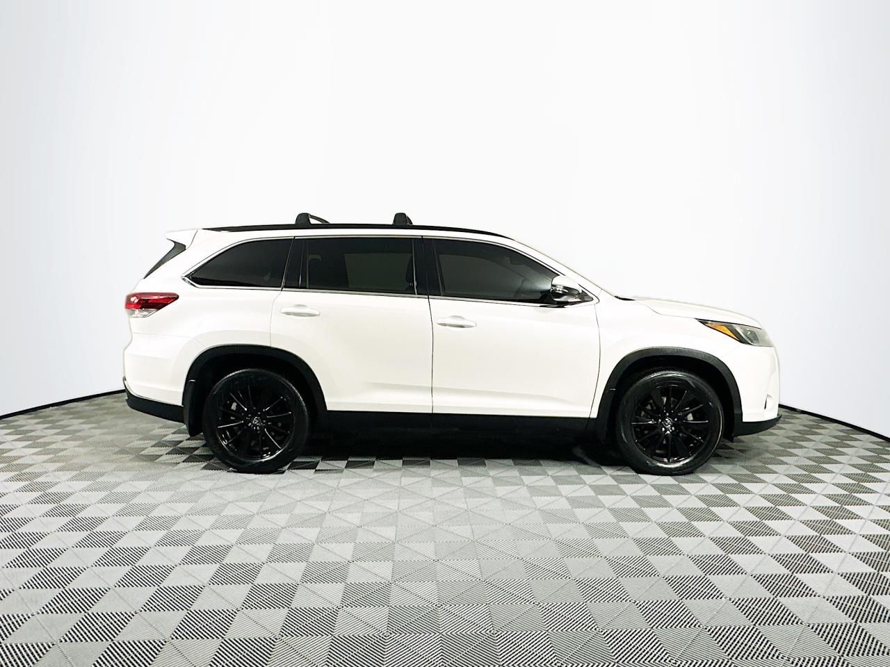 2019 Toyota Highlander SE Tacoma WA