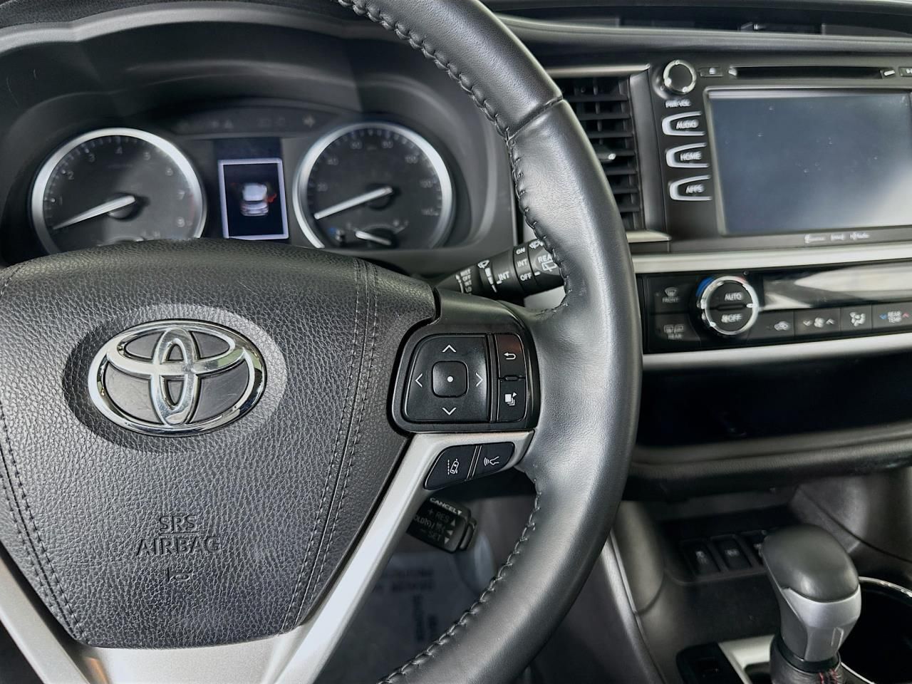 2019 Toyota Highlander SE Tacoma WA