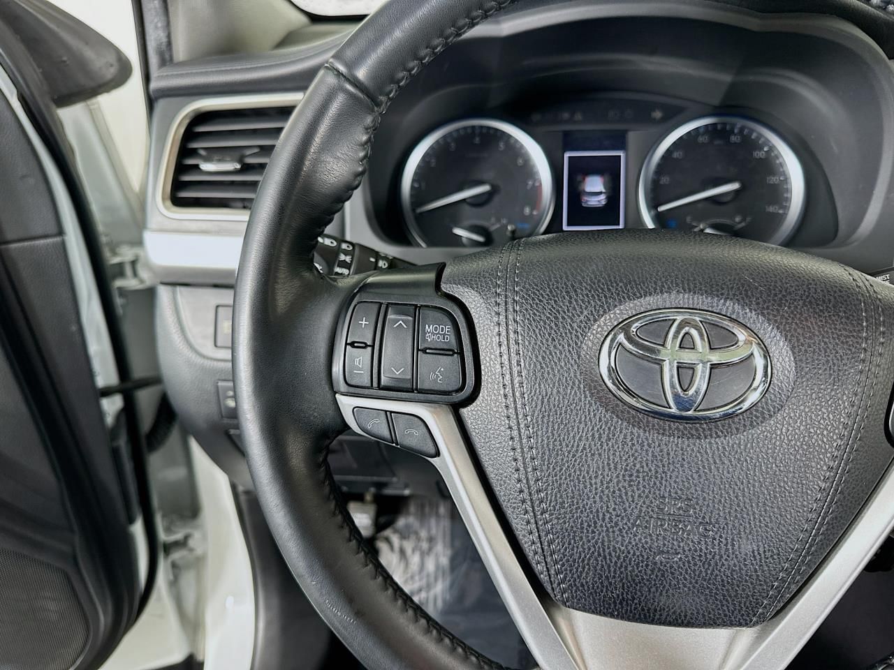 2019 Toyota Highlander SE Tacoma WA