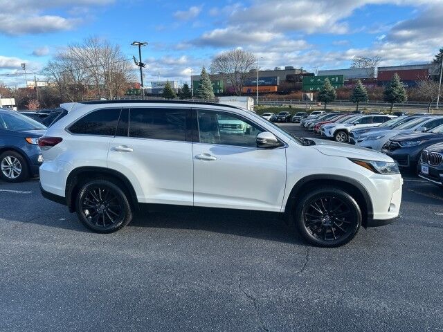 2019 Toyota Highlander SE Worcester MA 2019 Toyota Highlander SE Worcester MA