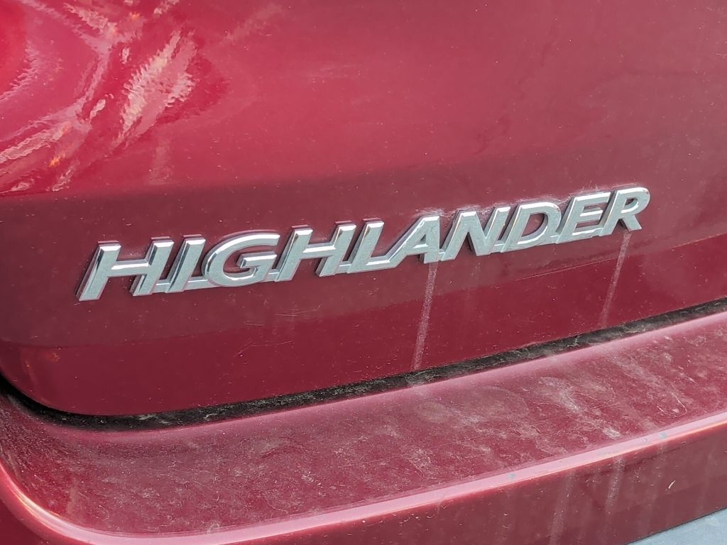 2019 Toyota Highlander SE Worcester MA