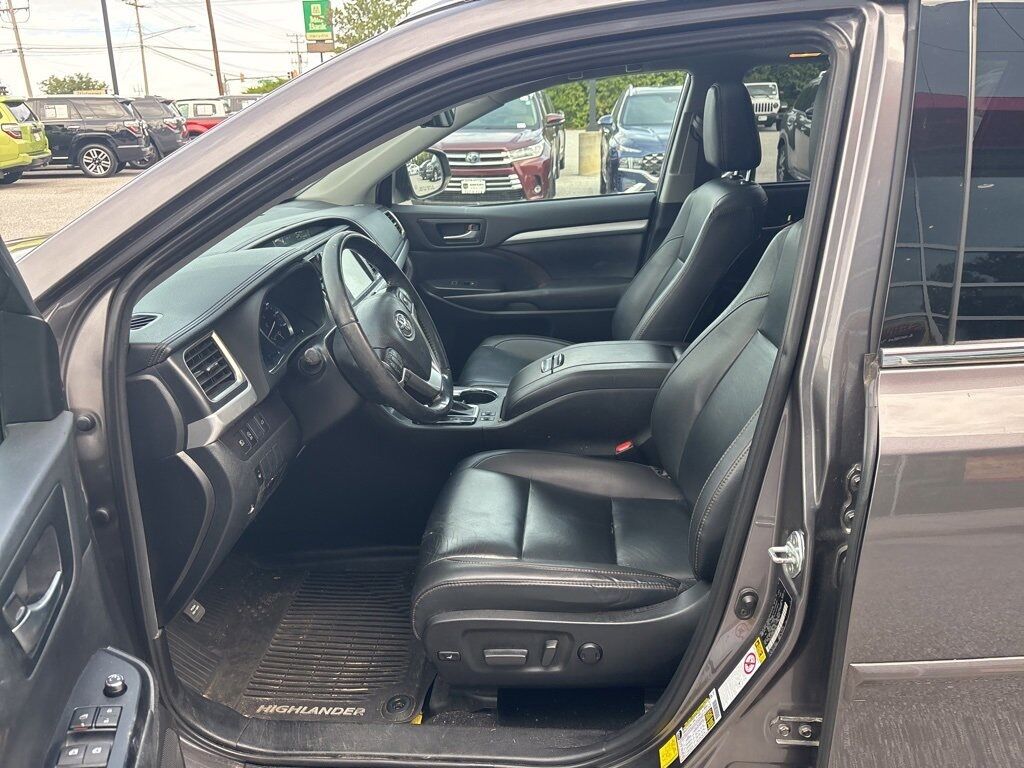 2019 Toyota Highlander SE Cockeysville MD