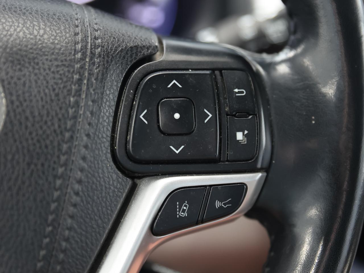 2019 Toyota Highlander XLE AWD 8-Passenger Cranberry PA