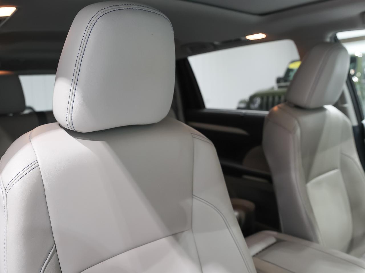 2019 Toyota Highlander XLE AWD 8-Passenger Cranberry PA