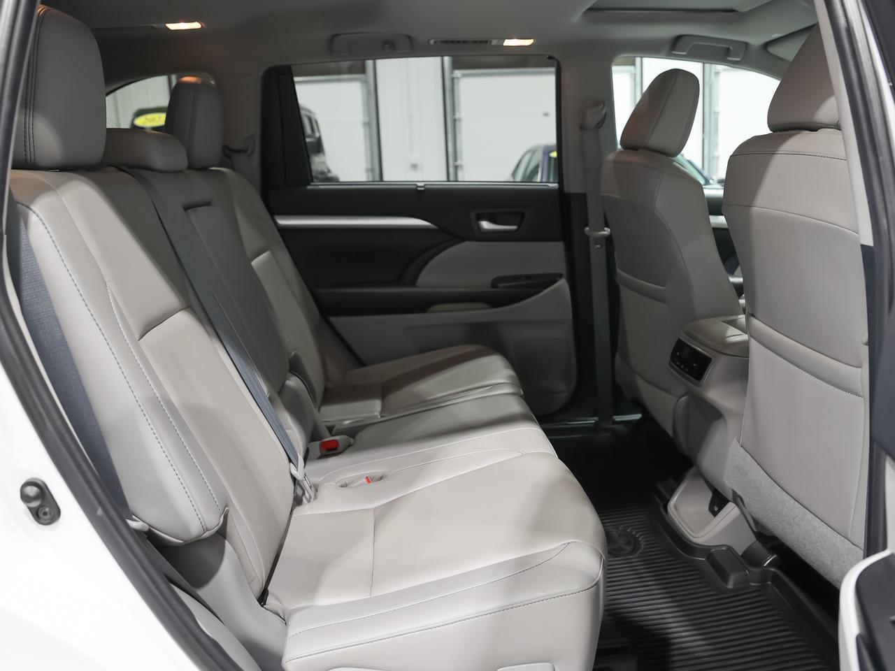 2019 Toyota Highlander XLE AWD 8-Passenger Cranberry PA