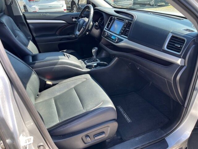 2019 Toyota Highlander XLE Ashland VA