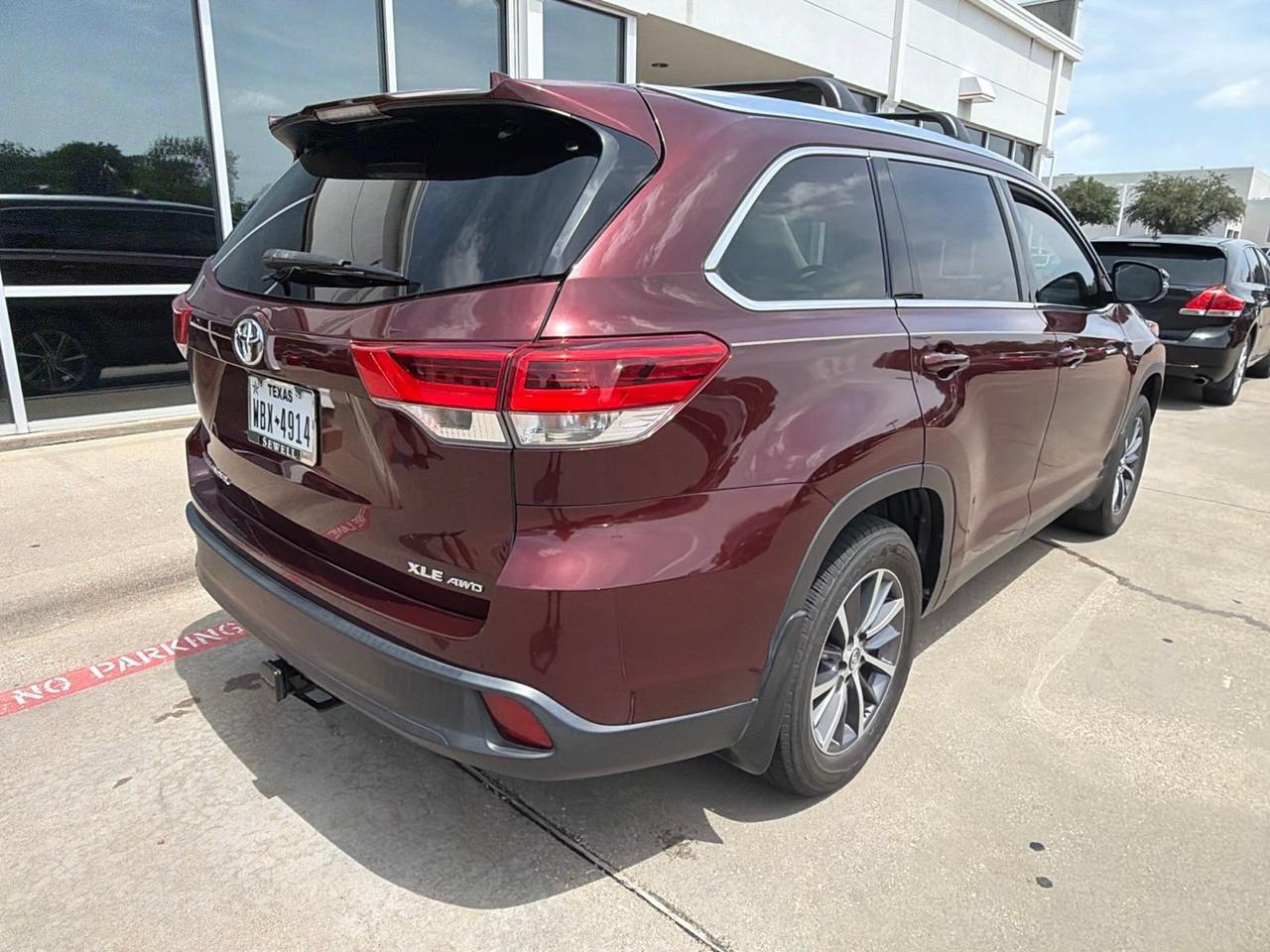 2019 Toyota Highlander XLE Hurst TX