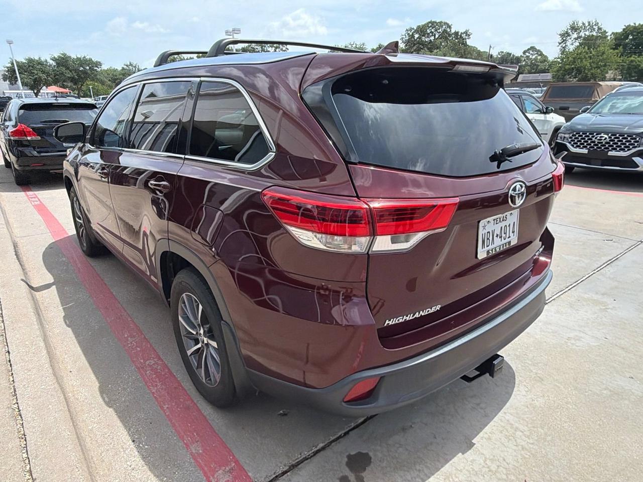 2019 Toyota Highlander XLE Hurst TX
