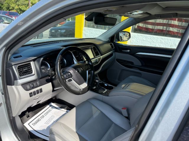 2019 Toyota Highlander XLE Indianapolis IN
