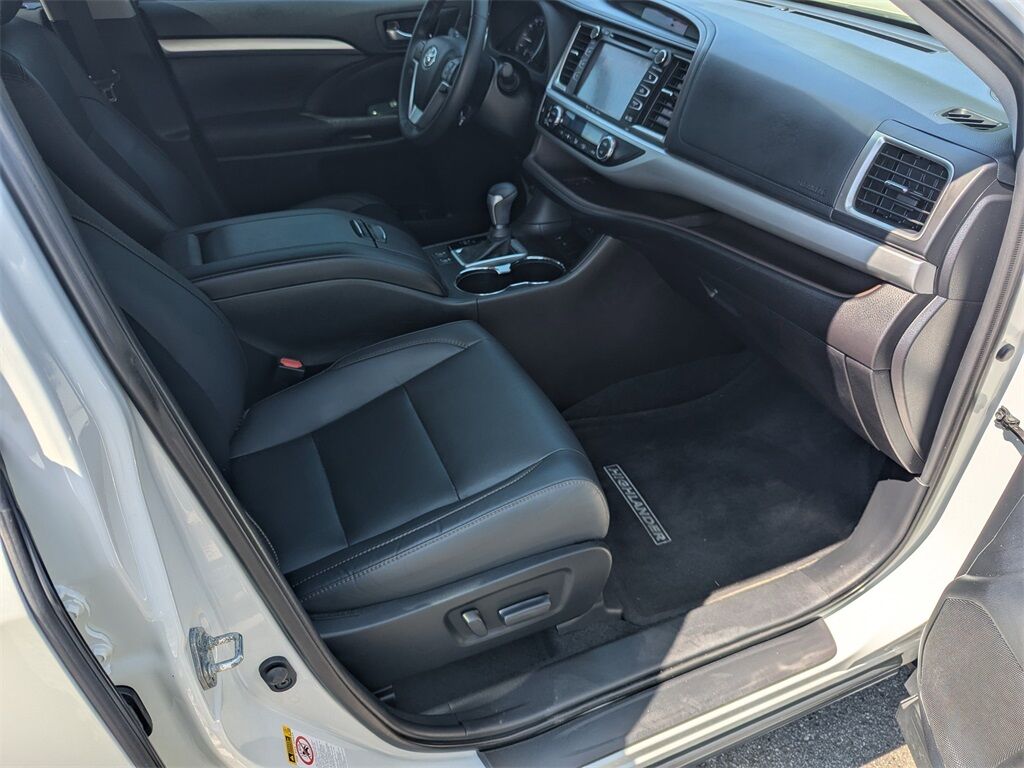 2019 Toyota Highlander XLE Kennesaw GA