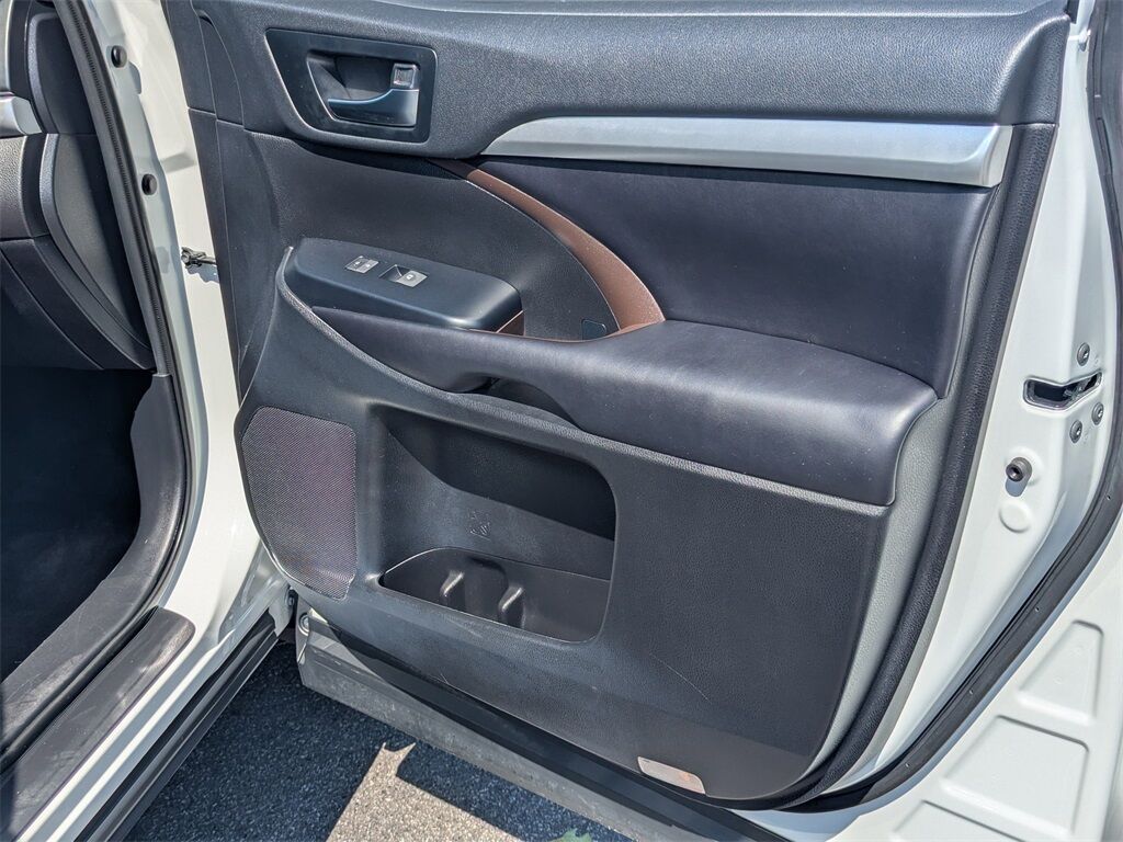 2019 Toyota Highlander XLE Kennesaw GA