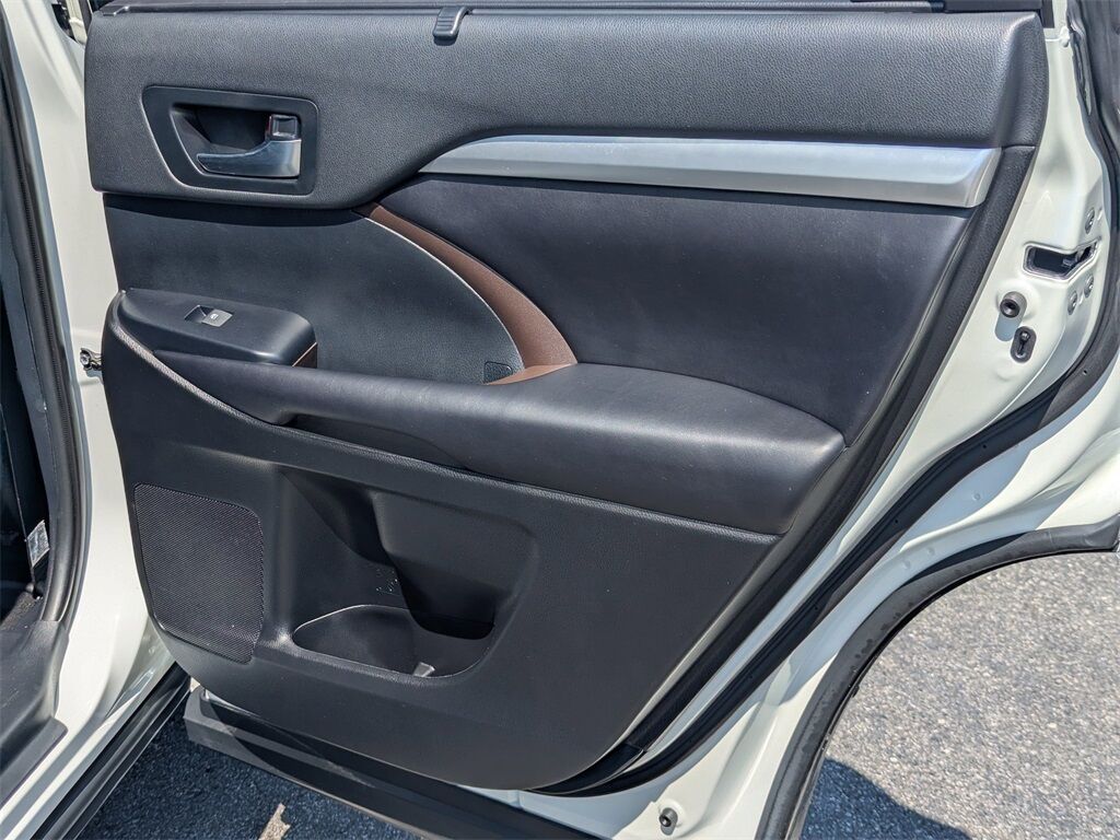 2019 Toyota Highlander XLE Kennesaw GA