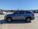 2019 Toyota Highlander XLE Oshkosh WI