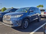 2019 Toyota Highlander XLE Oshkosh WI