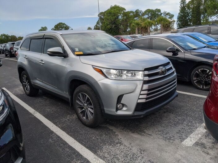 2019 Toyota Highlander XLE Oshkosh WI