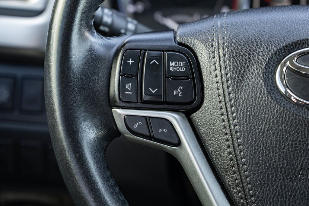 2019 Toyota Highlander XLE Beaverton OR