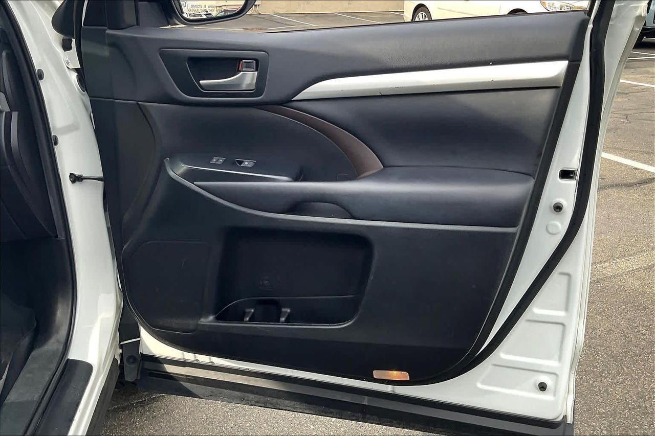 2019 Toyota Highlander XLE Roseville CA