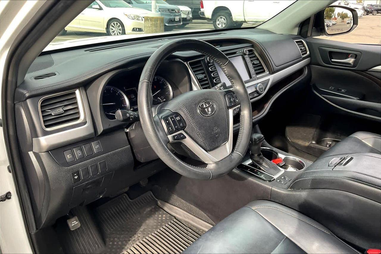 2019 Toyota Highlander XLE Roseville CA