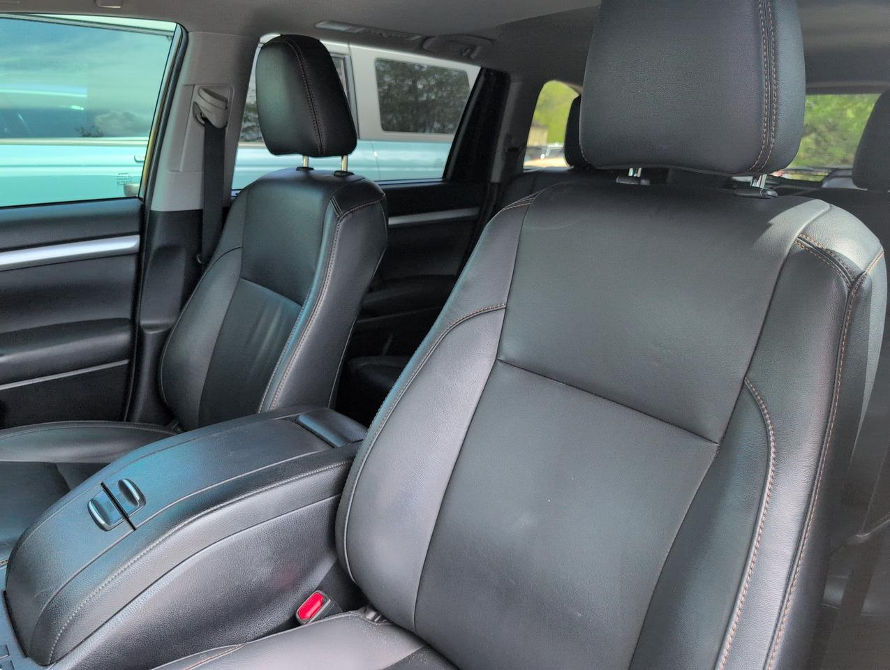 2019 Toyota Highlander XLE San Antonio TX