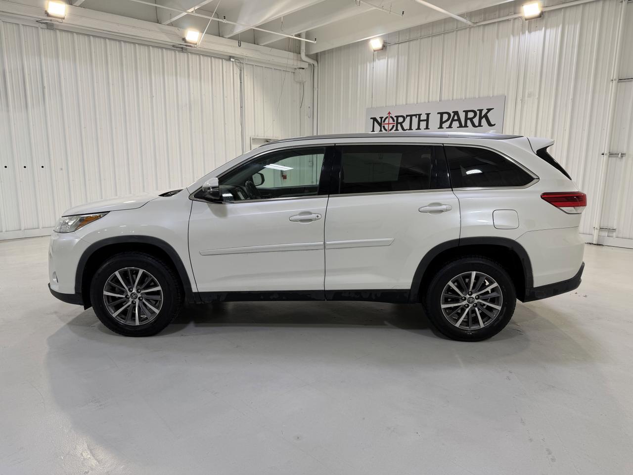 2019 Toyota Highlander XLE San Antonio TX