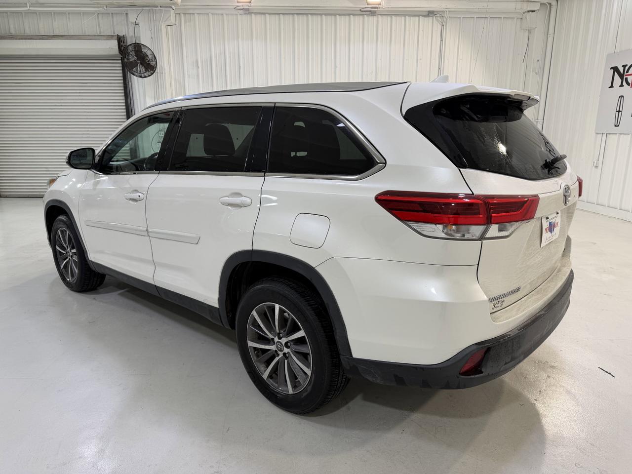 2019 Toyota Highlander XLE San Antonio TX