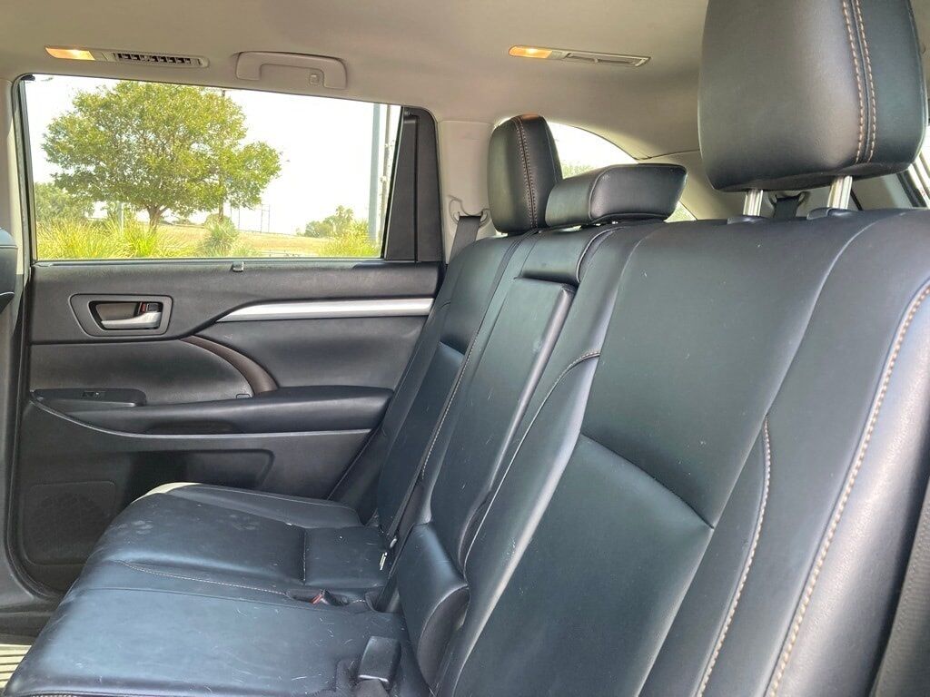 2019 Toyota Highlander XLE San Antonio TX