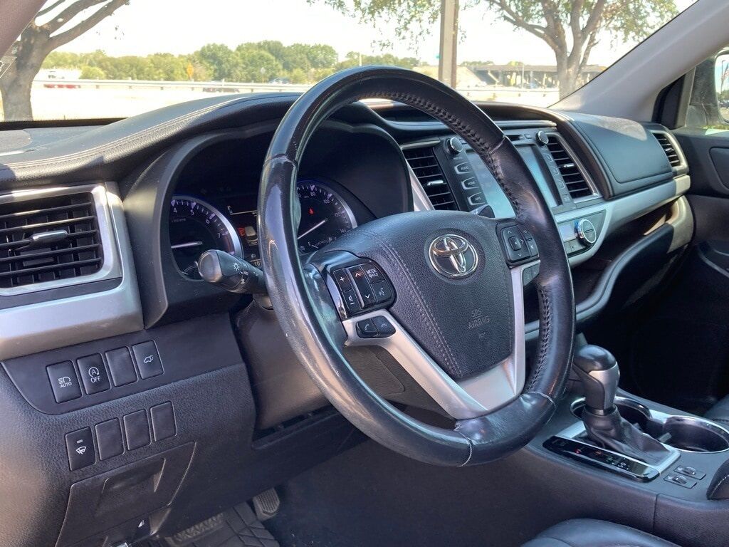 2019 Toyota Highlander XLE San Antonio TX