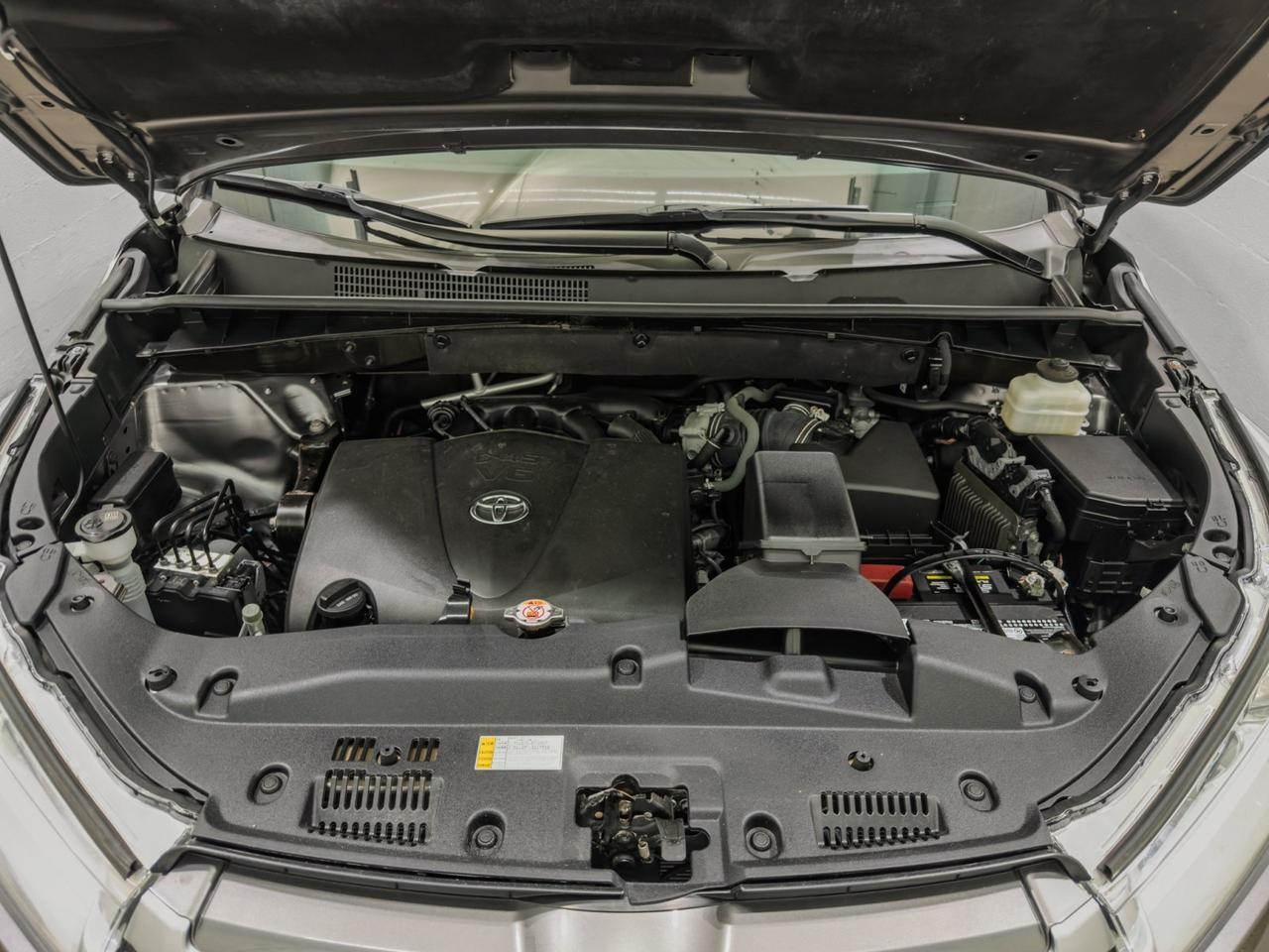 2019 Toyota Highlander XLE V6 AWD Tallmadge OH