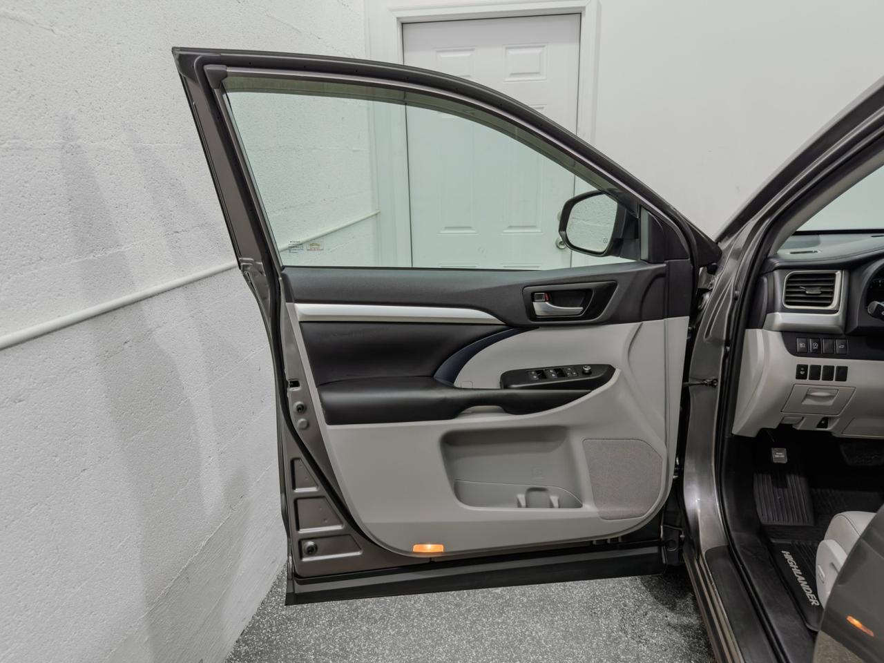 2019 Toyota Highlander XLE V6 AWD Tallmadge OH