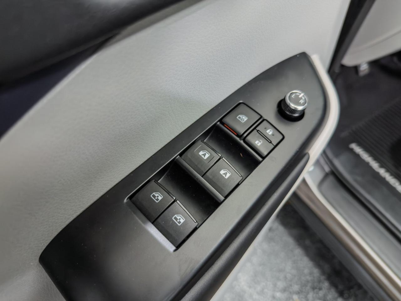 2019 Toyota Highlander XLE V6 AWD Tallmadge OH