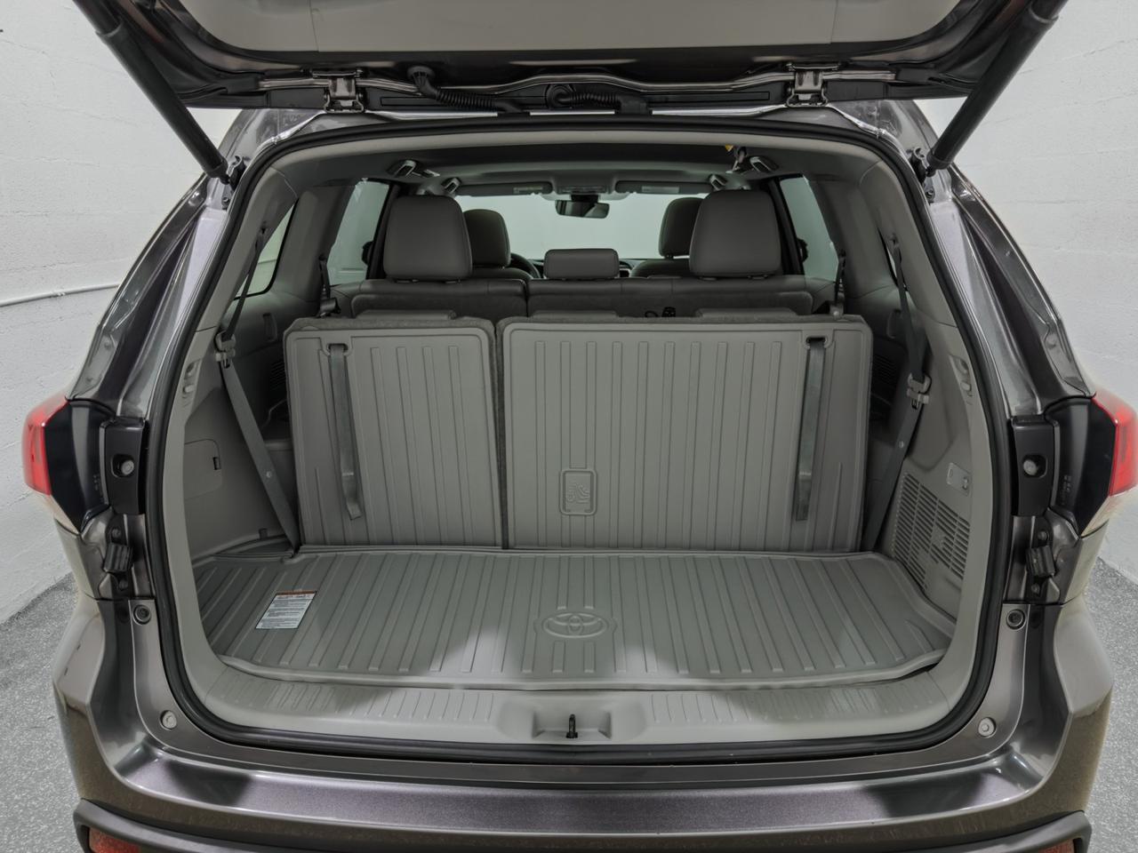 2019 Toyota Highlander XLE V6 AWD Tallmadge OH