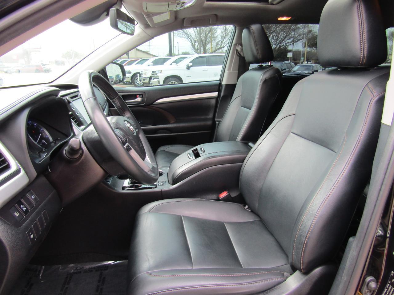 2019 Toyota Highlander XLE V6 FWD (Natl) Grand Prairie TX