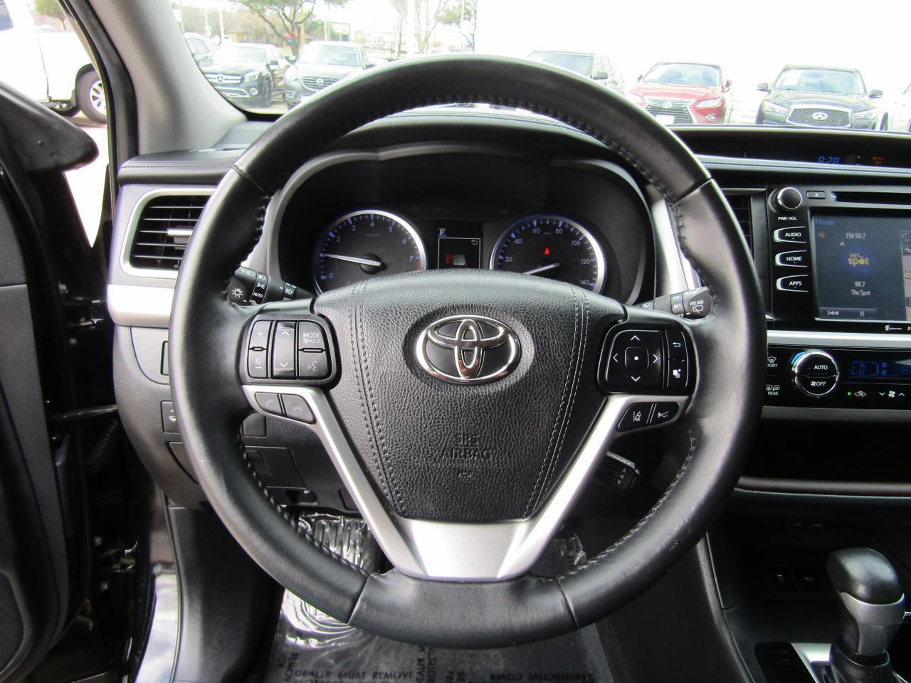 2019 Toyota Highlander XLE V6 FWD (Natl) Grand Prairie TX