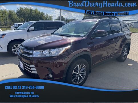 2019_Toyota_Highlander_XLE_ West Burlington IA