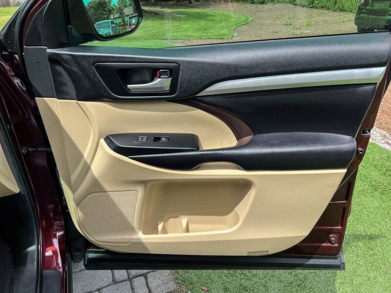 2019 Toyota Highlander XLE Wilmington NC